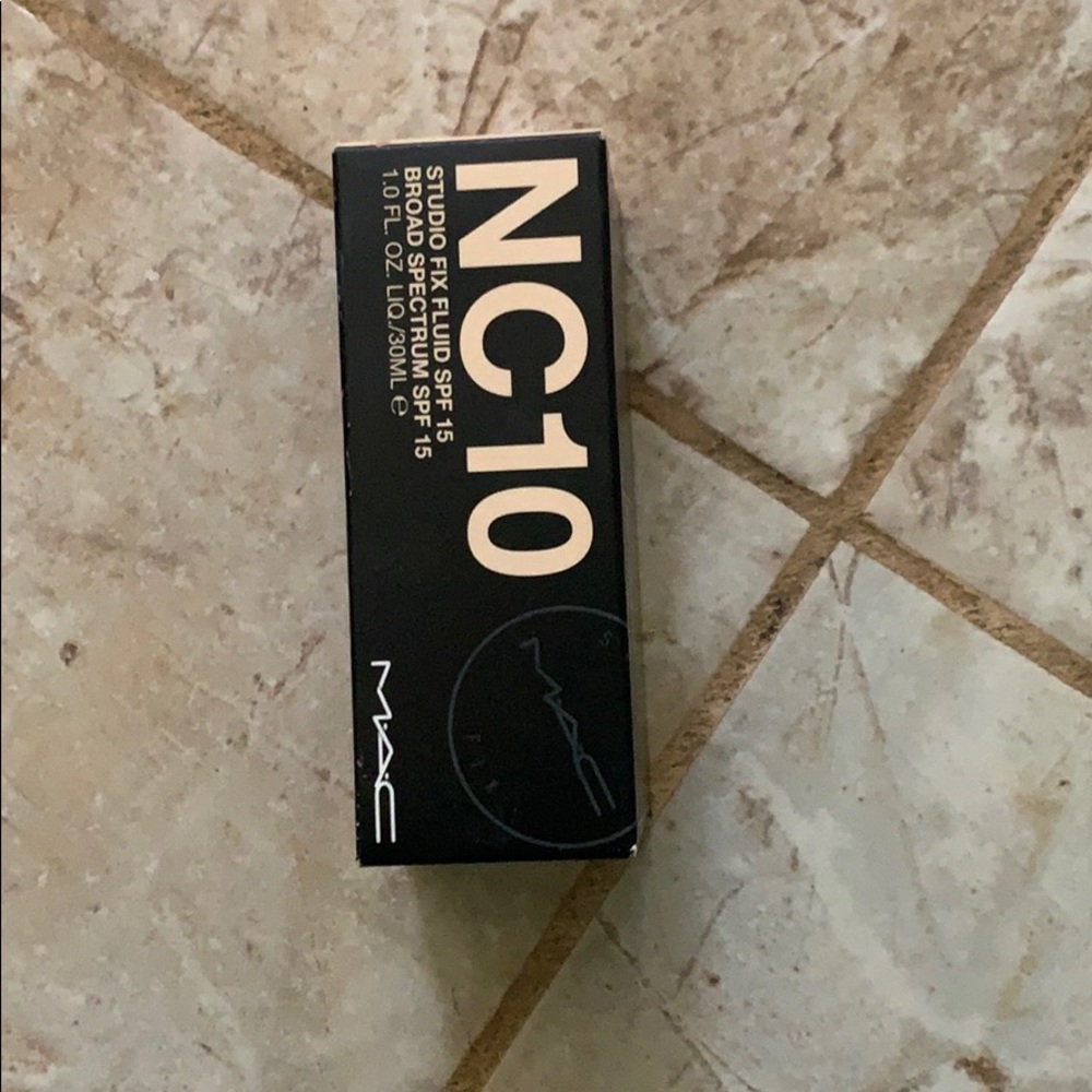 MAC STUDIO FIX FOUNDATION